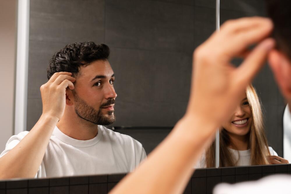 The Pros and Cons of Scalp Micropigmentation